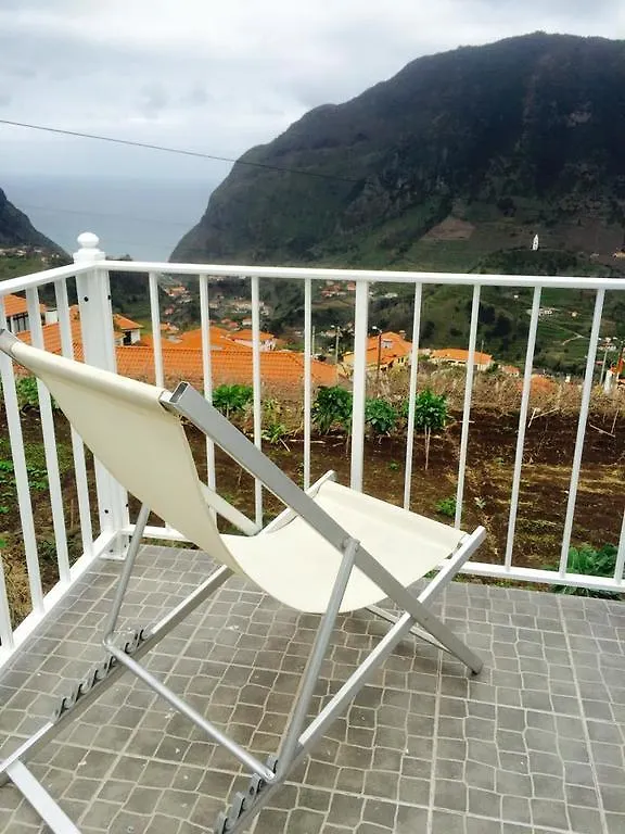 Villa Landure-Baixo à São Vicente 0*,
